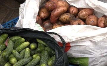 картопля, огірки, овочі картопля, огірки, овочі